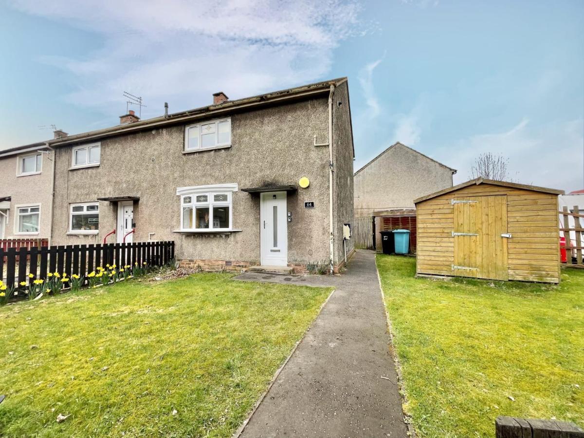 דירות ווישאו Hazel House - Vibrant 2 Bed House In Wishaw מראה חיצוני תמונה